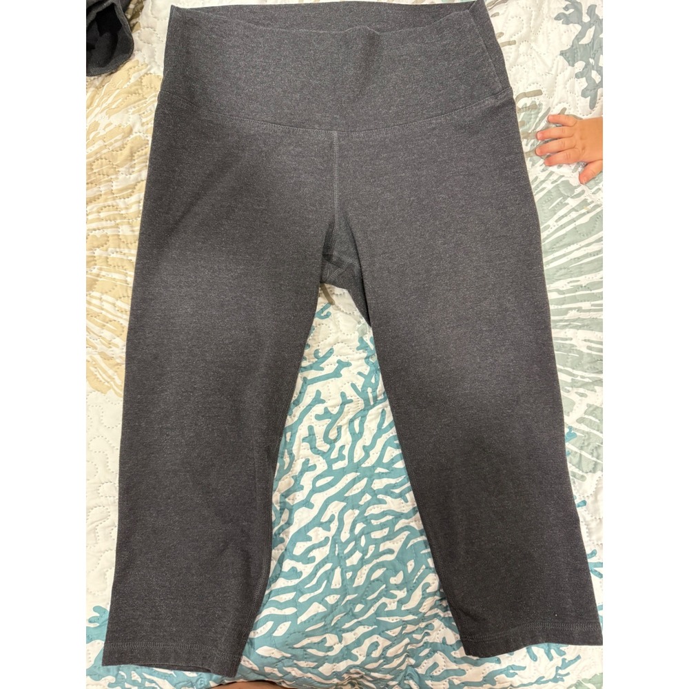 Old Navy Active Go-Dry Capri Leggings Gray Womens Large Petite High Rise